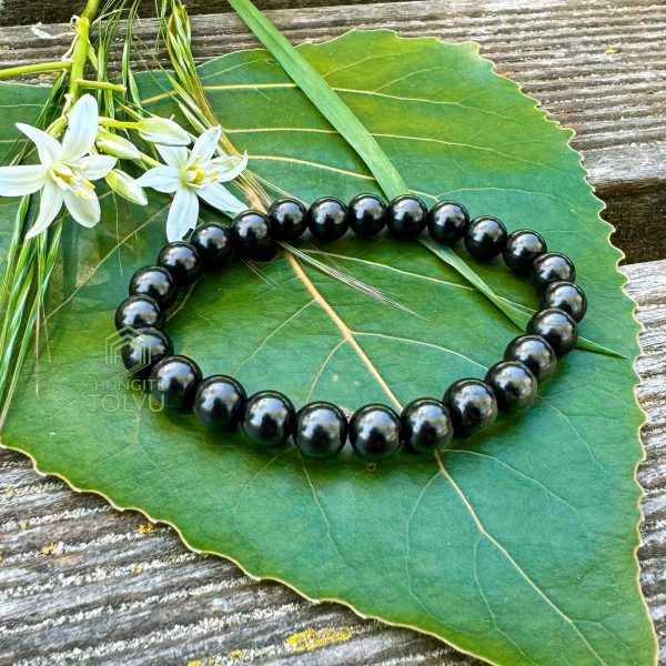 shungite bracelet from Karelia