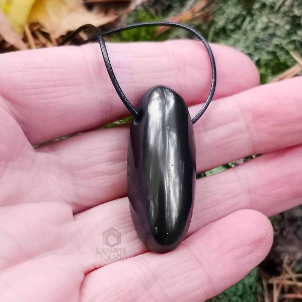 russian shungite pendant in the hand