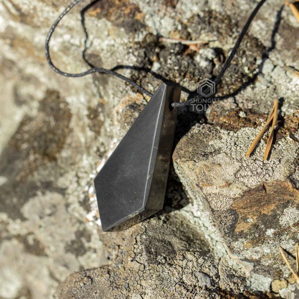 shungite Crystal pendant